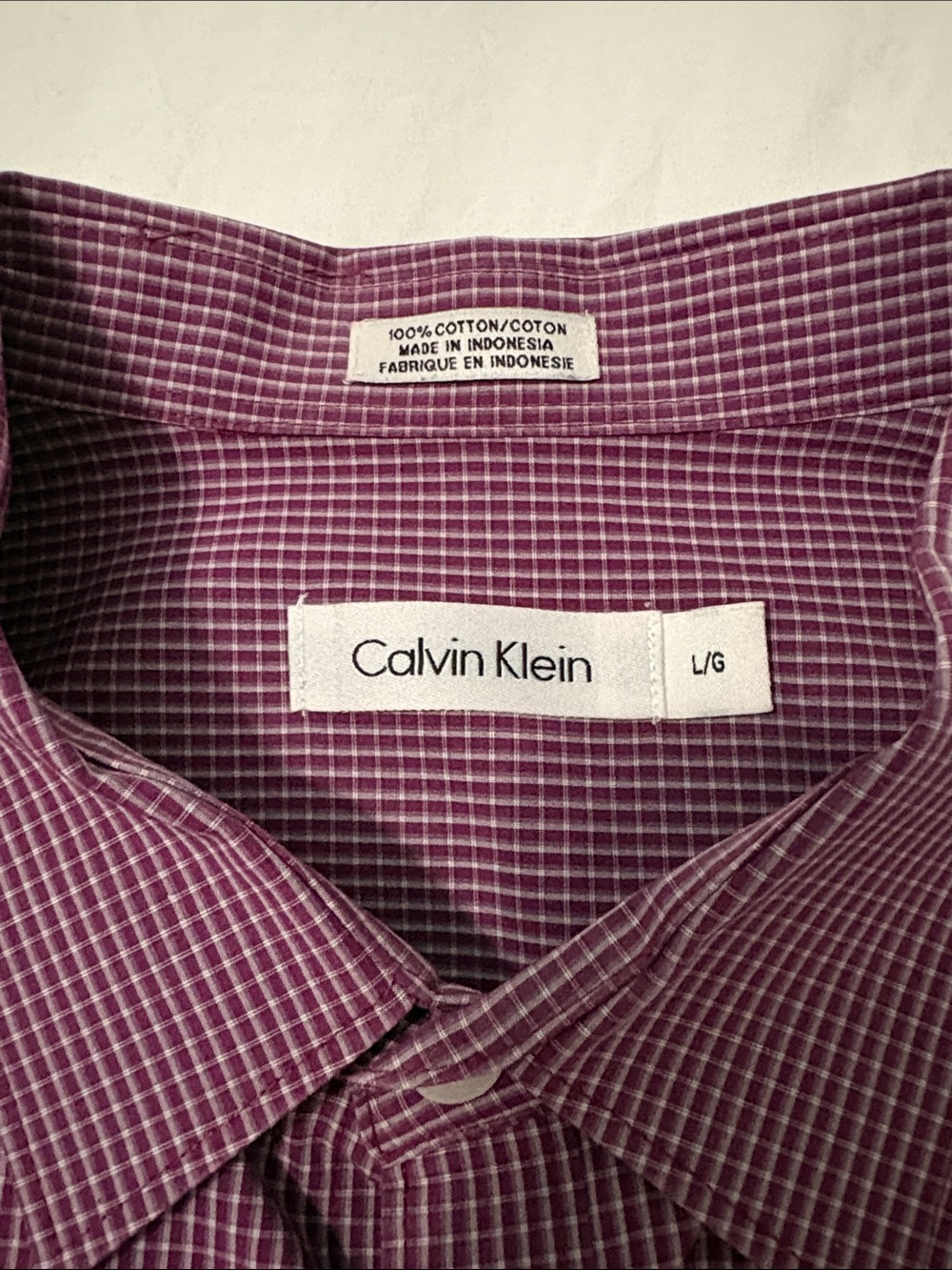 Calvin Klein - Picture 2 of 3